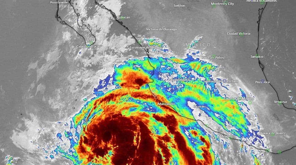 Continúan lluvias en Guerrero por amplia circulación de Celia Continúan lluvias en Guerrero por amplia circulación de Celia