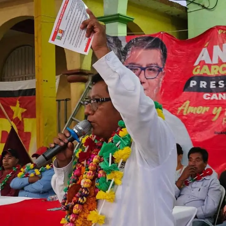 José Ángel García llama a Combatir la Corrupción en Alcozauca José Ángel García llama a Combatir la Corrupción en Alcozauca