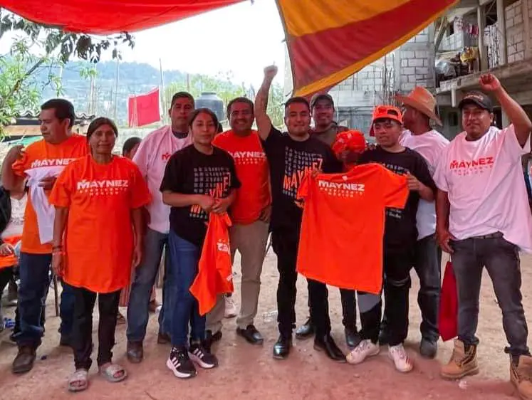 Más líderes continuan sumandose a Rogelio Rojas Saavedra en Metlatónoc Más líderes continuan sumandose a Rogelio Rojas Saavedra en Metlatónoc