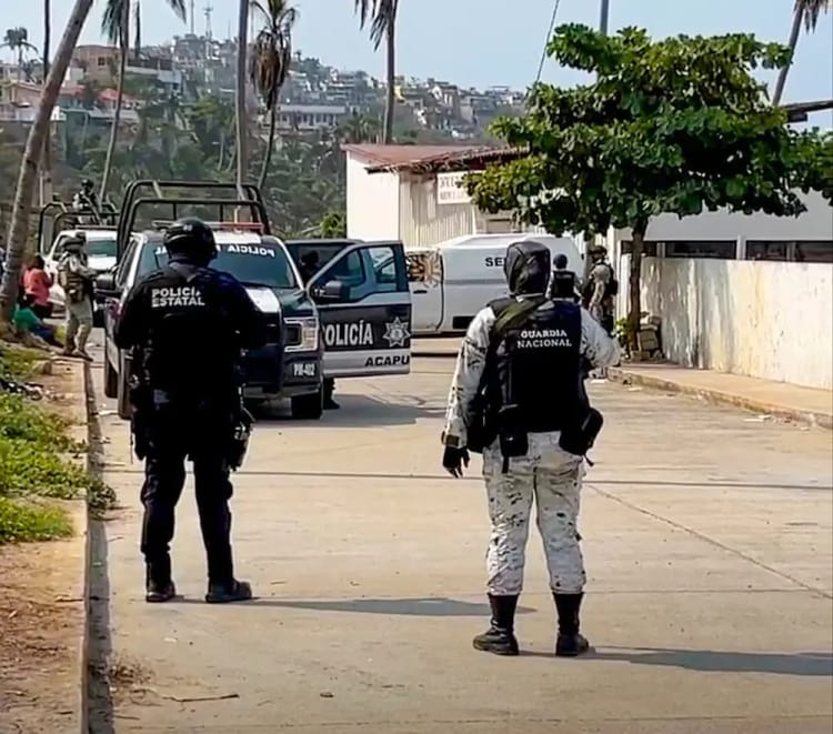 Localizan el cuerpo de una mujer asesinada en Pie de la Cuesta en Acapulco Localizan el cuerpo de una mujer asesinada en Pie de la Cuesta en Acapulco